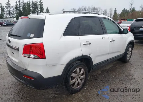 2013 Kia Sorento Lx z USA, uszkodzony, nr VIN 5XYKT3A65DG409986